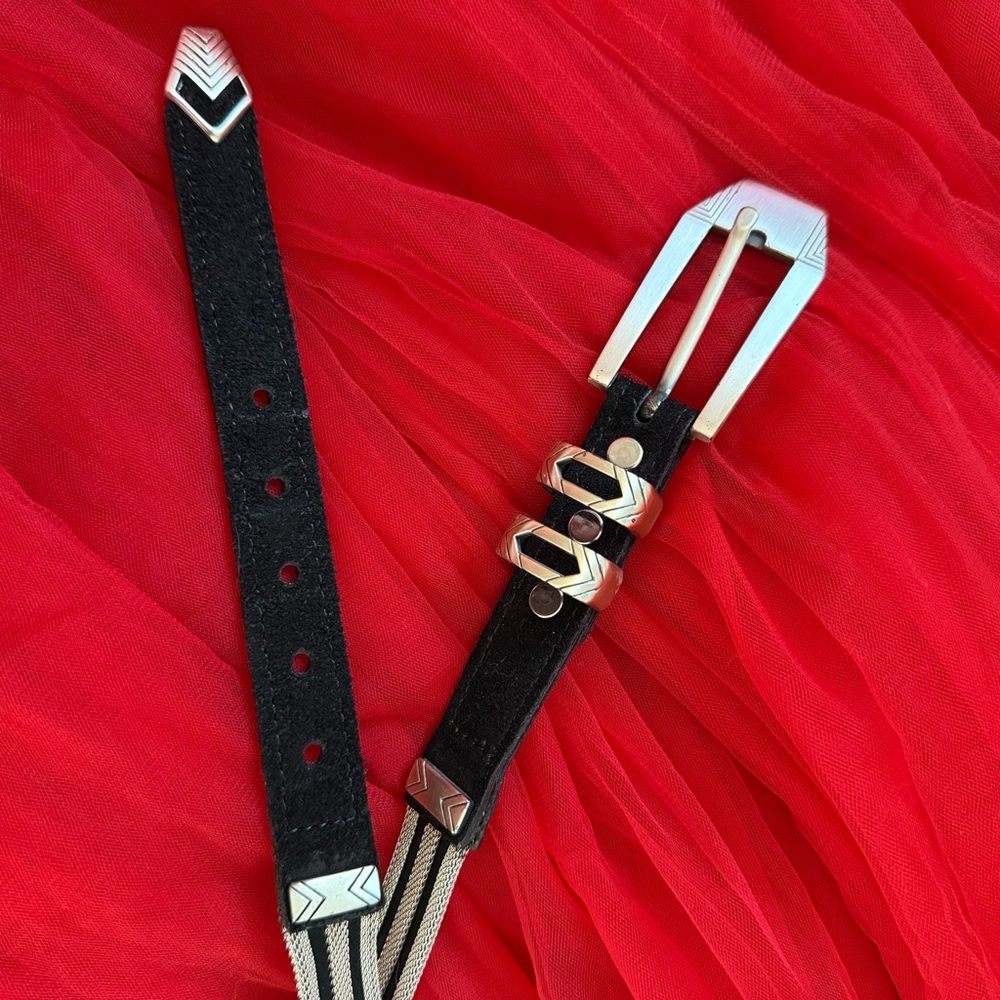 Vintage 80s/90s Western Solid Brass Silver Chain Mail Mesh Black Suede Belt ~XS - Picture 9 of 9